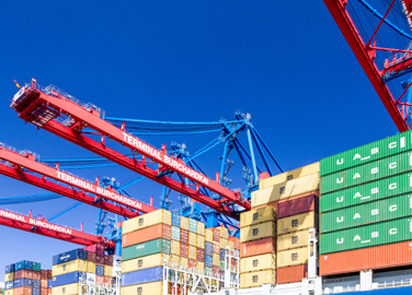 What are the Advantages of Sea Freight?